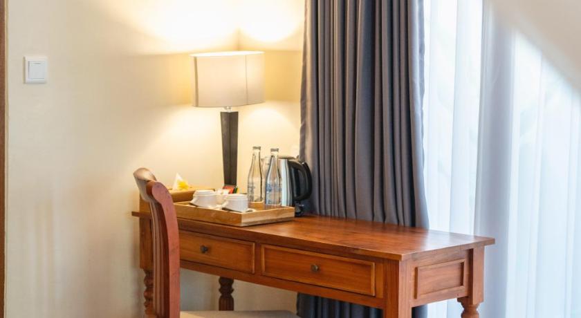 Image of 1 King 1 Bedroom Whirlpool Suite 17