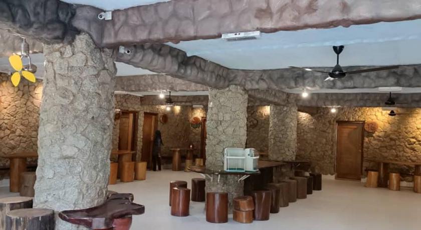 スガン・レンビン SKYROCK VILLA Sg.Lembing 3つ星 ゲストハウス ロビー