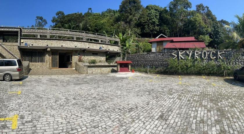 スガン・レンビン SKYROCK VILLA Sg.Lembing 3つ星 ゲストハウス ロビー