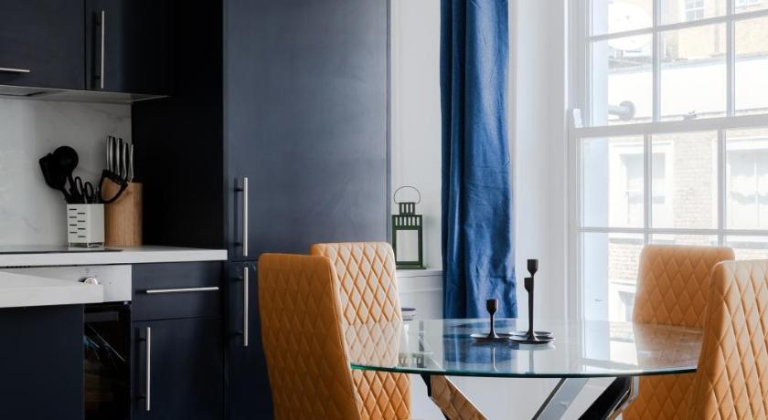 Comfortable Apartments near Harrods - main image