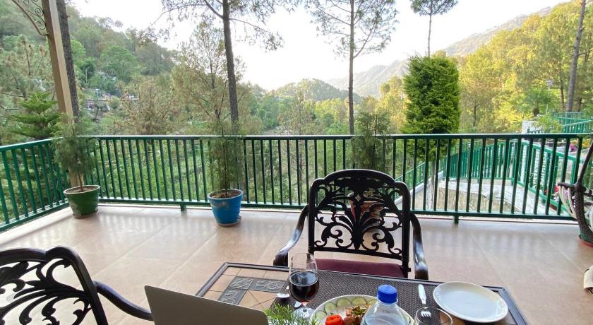Pineland Chalets And Resort - image 19