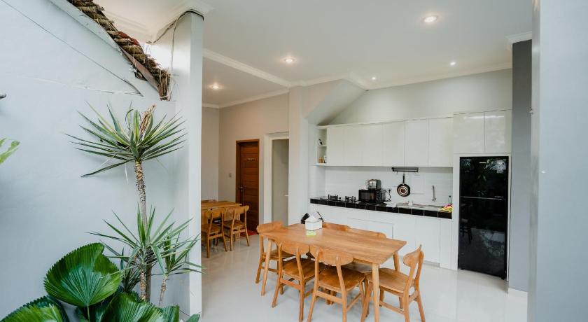 발리 Kubu Gena Guest House Canggu 3성급 호텔 로비