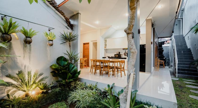 발리 Kubu Gena Guest House Canggu 3성급 호텔 로비