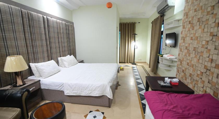 SEAVIEW COTTAGE - image 12