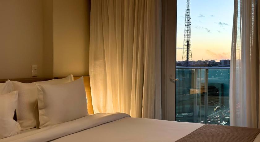 Superior szoba kétszemélyes ággyal - kilátással a városra (Superior Double Room with City View) fotója 4