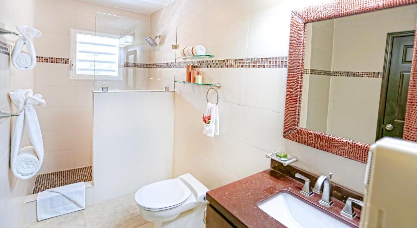 Obrázek: Apartmá Deluxe s 1 ložnicí a plně vybavenou kuchyní – u oceánu (Deluxe One-Bedroom Suite - Ocean Front with Fully Equipped Kitchen) 2