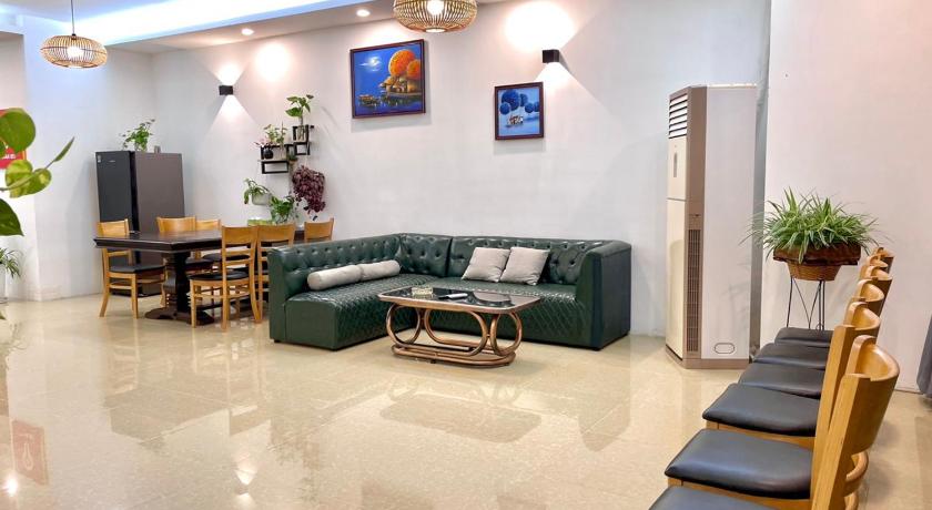 Image of Three-Bedroom Apartment with Balcony 14