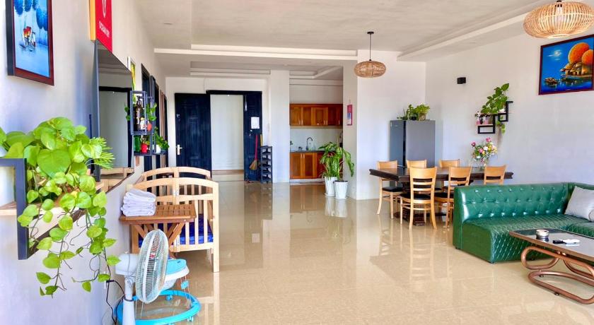 Image of Three-Bedroom Apartment with Balcony 13