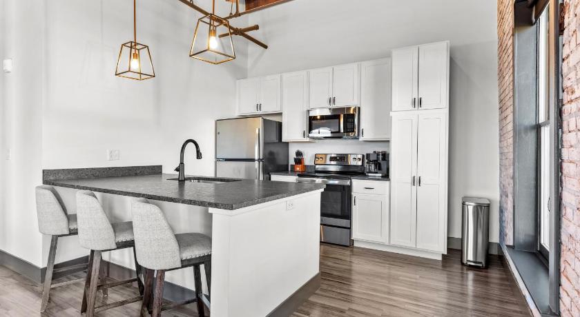 세인트 루이스 (MO) Brick & Bed, Riverfront Lofts, PC 206 3성급 숙소 수영장