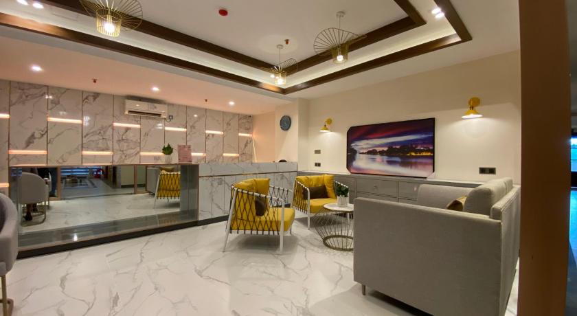 Holiday Pier Hotel - image 5
