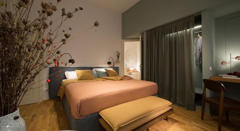 Image of Deluxe Double Room 0