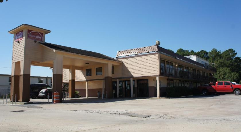 Executive Inn & Suites photo