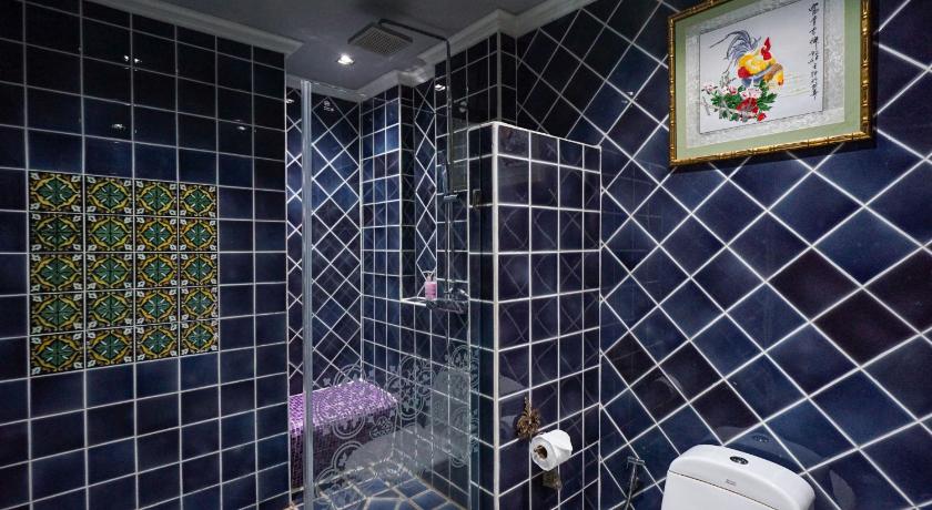 Image of Superior Double 11