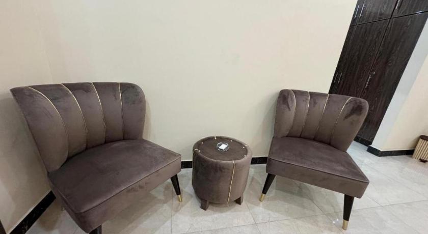 Gold Pine Hotel Lahore – Lahore, WI