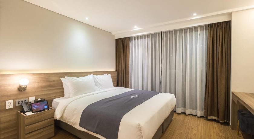 Image of Junior Suite 5
