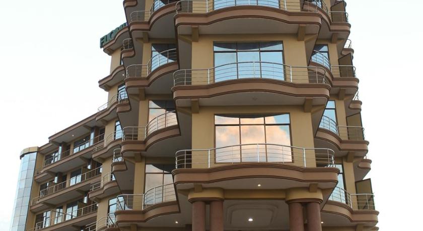 Flomi Hotel photo