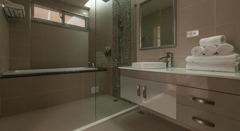 Image of Quad (2 Double Beds) 2