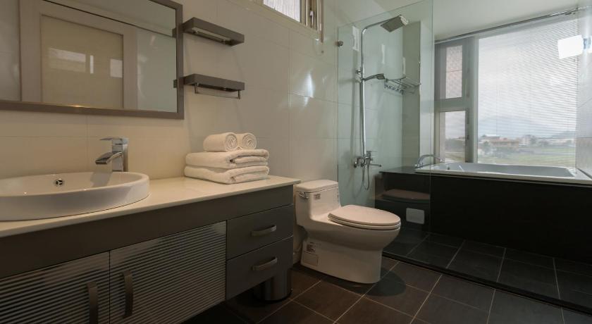 Image of De Luxe Room 2