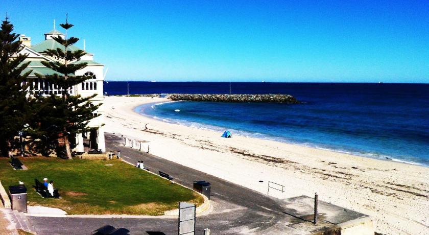 Cottesloe Beach Chalets