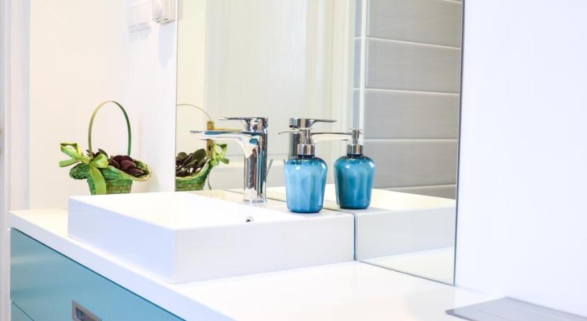 Blue Luxury Apartment photo