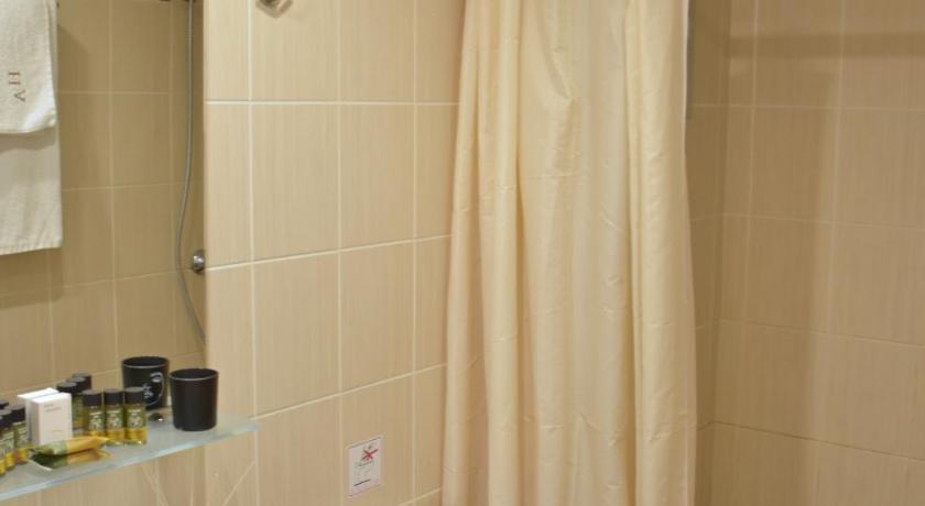 Image of Triple Room 9