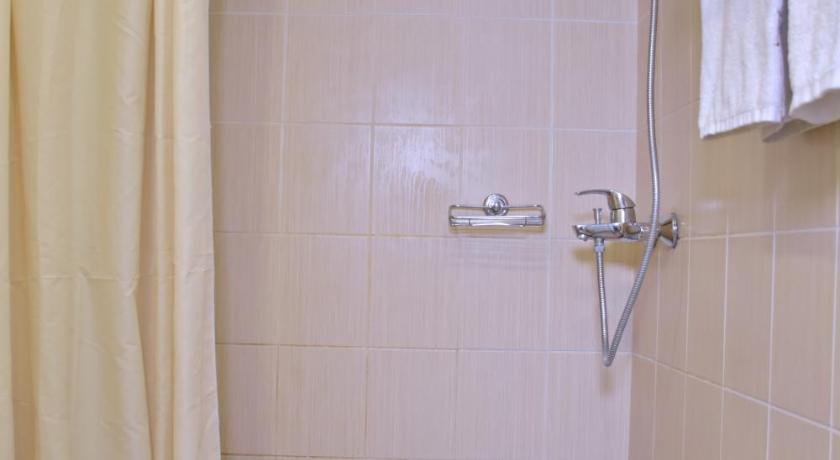 Image of Triple Room 13