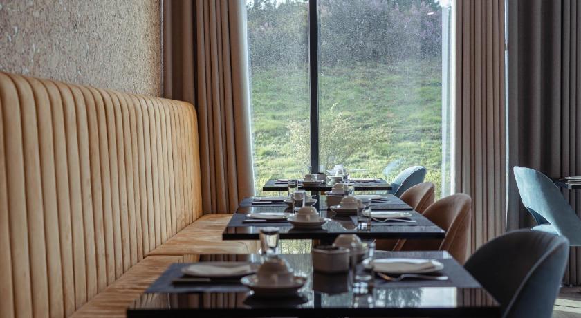 Ribeira de Pena Pena Park Hotel 4-Star Hotel pool