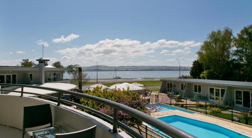 Anchorage Resort Taupo NZ photo