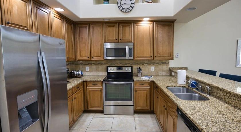 Indian Harbour Beach Luxury Townhouse Minutes from Beach and Downtown 5-Star Accommodation lobby