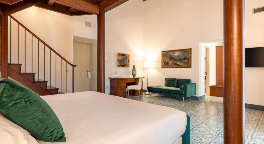 Image of Suite 6