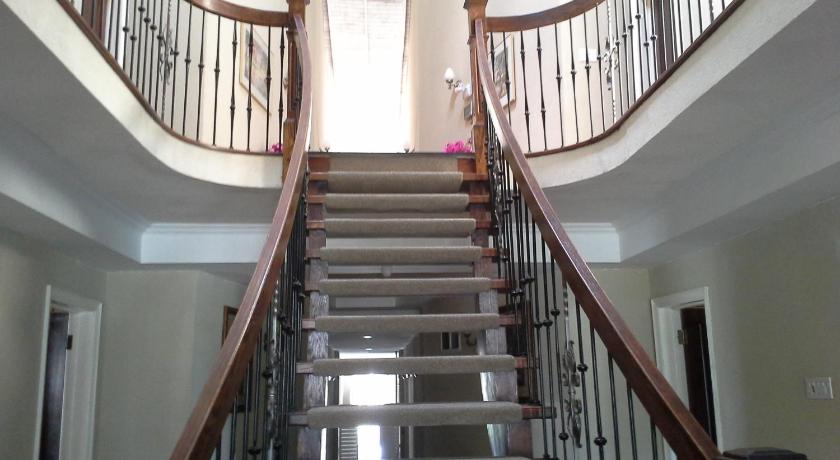 Guest House Villa Mishkan — Hotel in Runaway Bay