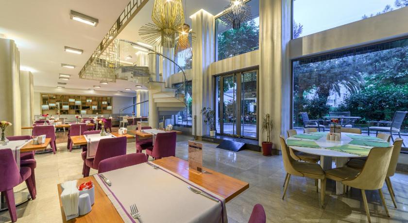 Ramada Istanbul Grand Bazaar - image 11