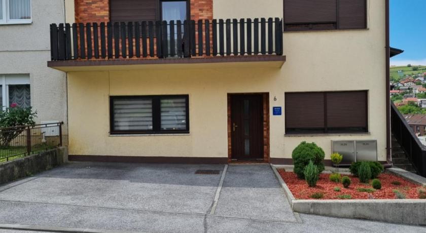 Apartman LORA