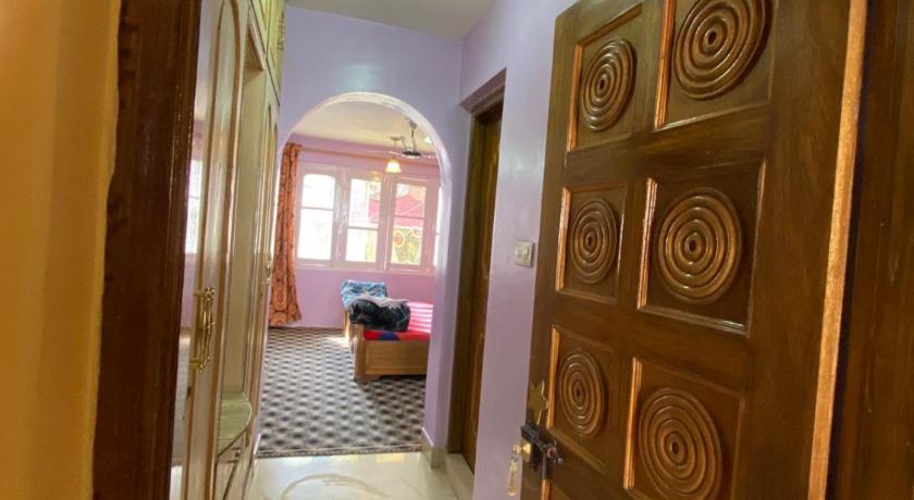 Hotel Gulistan - image 6