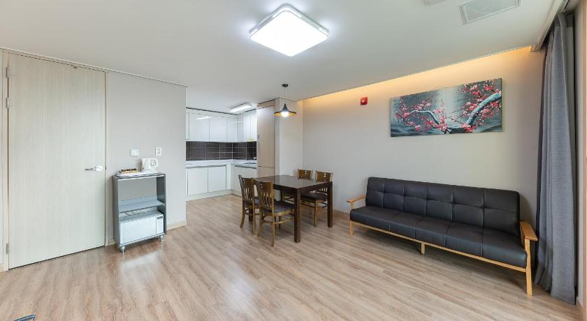 Image of Luxury Suite with Ocean View 8