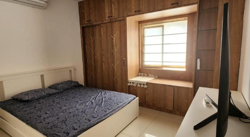 premium penthouse (brand new) - image 11