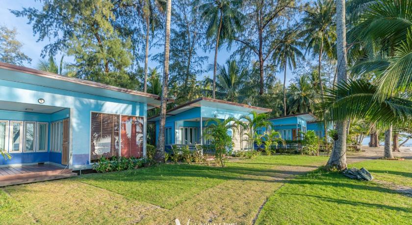 Image of Bungalow with Sea View 13