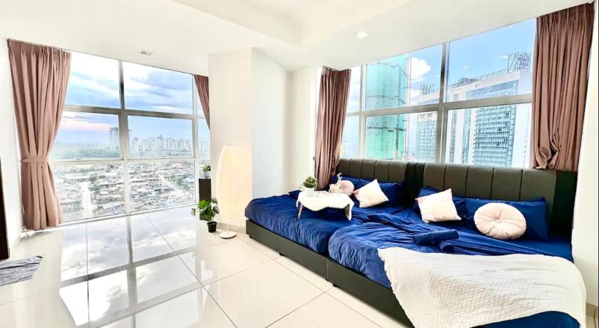 Johor Bahru KSL D'Esplanade Residence @ R9 Homestay 4-Star Guesthouse pool