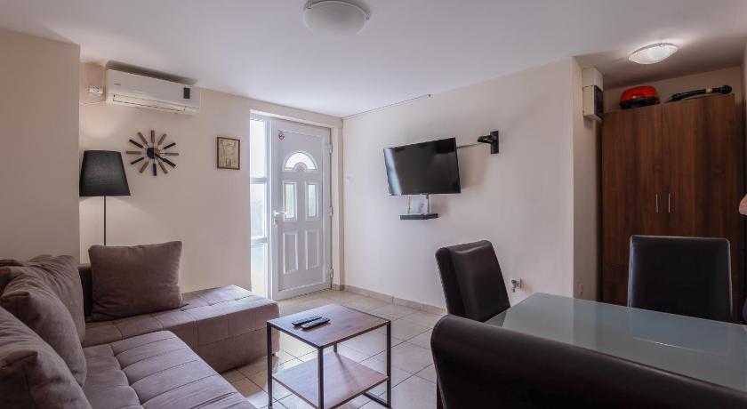 Image of Apartment with Garden View 0