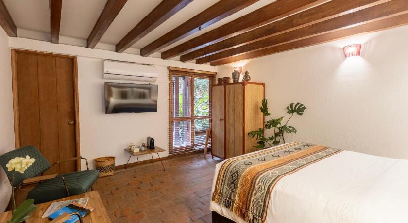 Image of Junior Suite 7