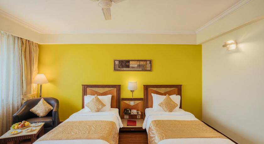 Executive Twin Room with complimentary business center access attēls 1