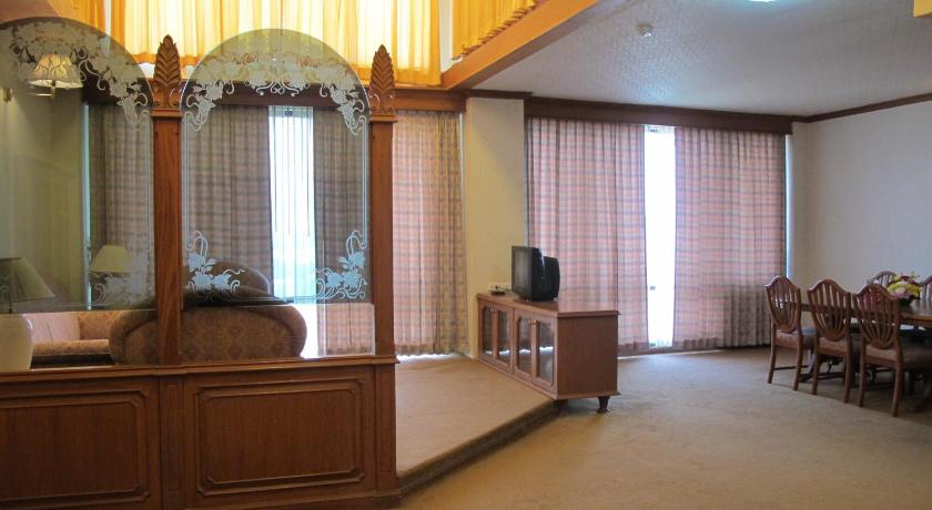 Image of Presidential Suite 4