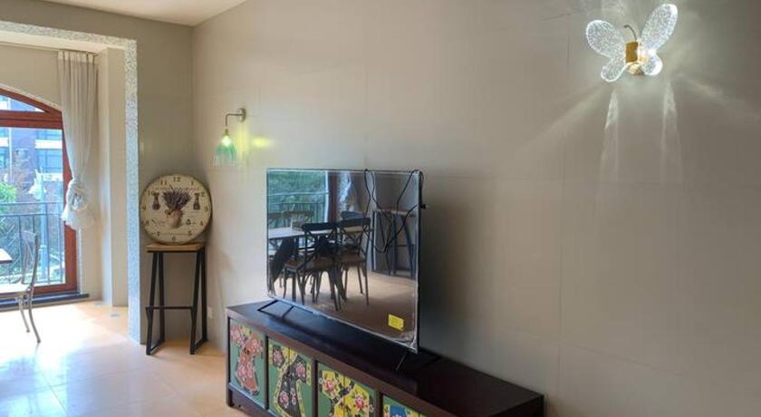 張家口 Alps Rongchen Resort Apartment シングルルーム プール