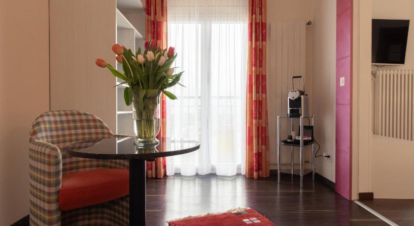 Image of Comfort Double Room with Lake View 6