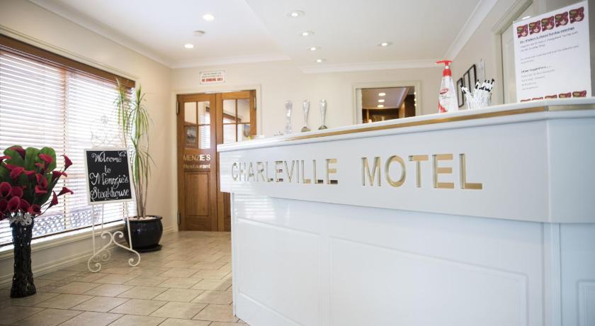 Charleville Motel photo
