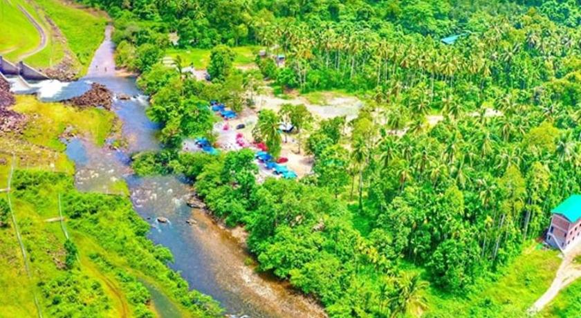 タナ・メラ Cattleya Inn Muslim 4つ星 ゲストハウス 外観