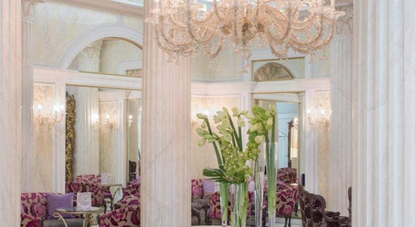 Grand Hotel Des Bains photo