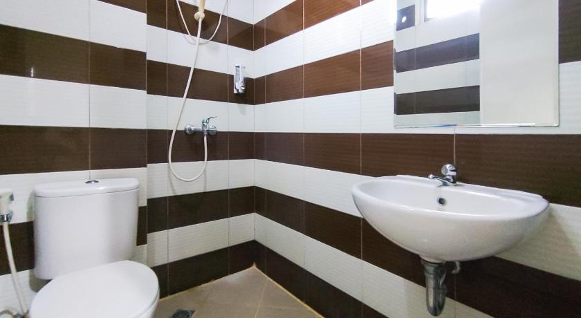 RedDoorz Plus Near ICE BSD Minerva – Tangerang, ID