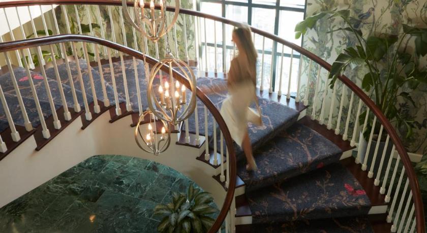 Image of Club One Bedroom Suite 17
