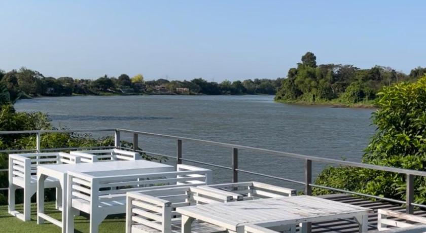 랏차부리 Tara Spa Ratchaburi 2성급 호텔 외관